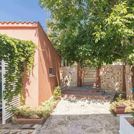 Pensionat Apartments-anna 3*