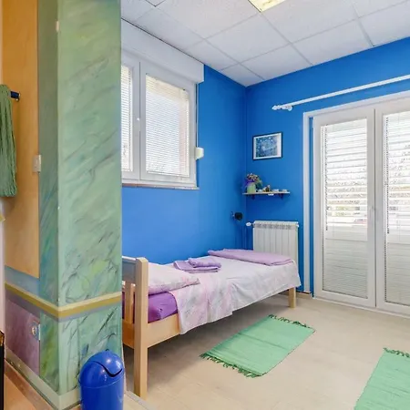 Apartments-anna Guest house Banjole