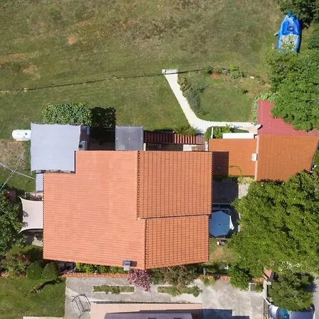 Guest house Apartments-anna
