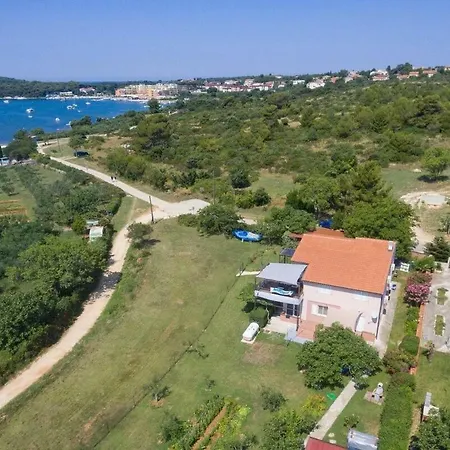 Guest house Apartments-anna