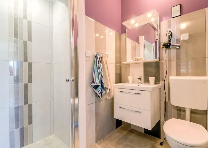 Apartments-anna 3*