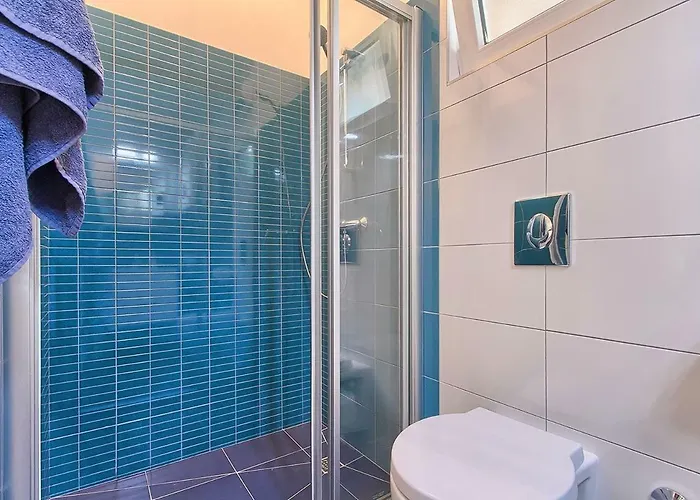 Apartments-anna Banjole