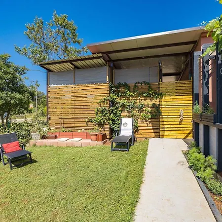 Gasthuis Apartments-anna 3*