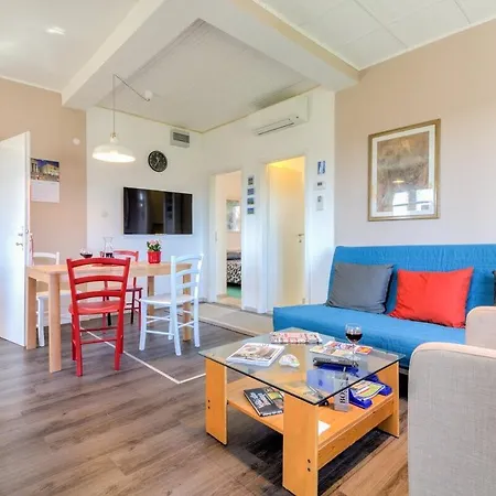 Apartments-anna 3* Banjole