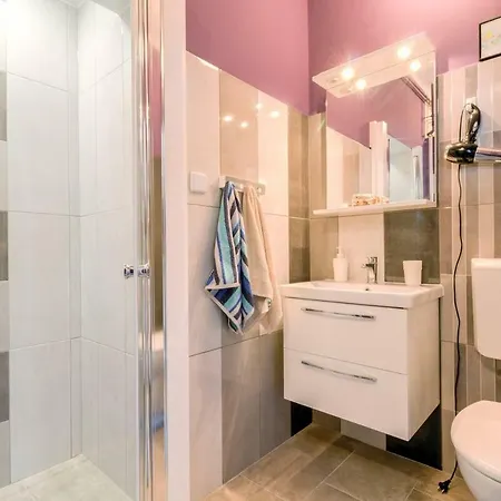 Apartments-anna 3*